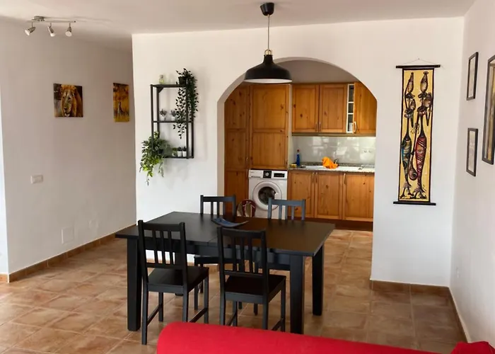 First Floor With Sea View, Apartment