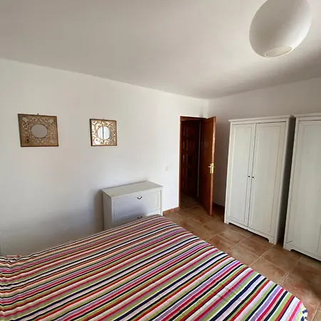 First Floor With Sea View, Daire *