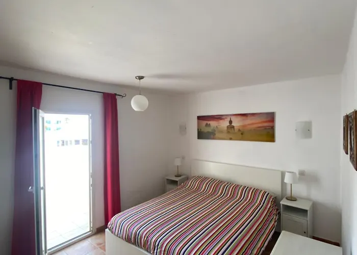 Appartamento First Floor With Sea View,